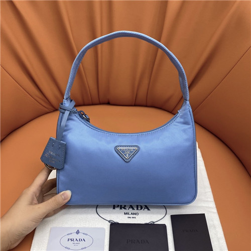 olcson prada small hobo bag replica bags elado Uzlet utanzat budapest replika Miu Miu taska Chanel magyarorszag Marc Jacobs szandal Bottega Veneta replika VERSACE csizma